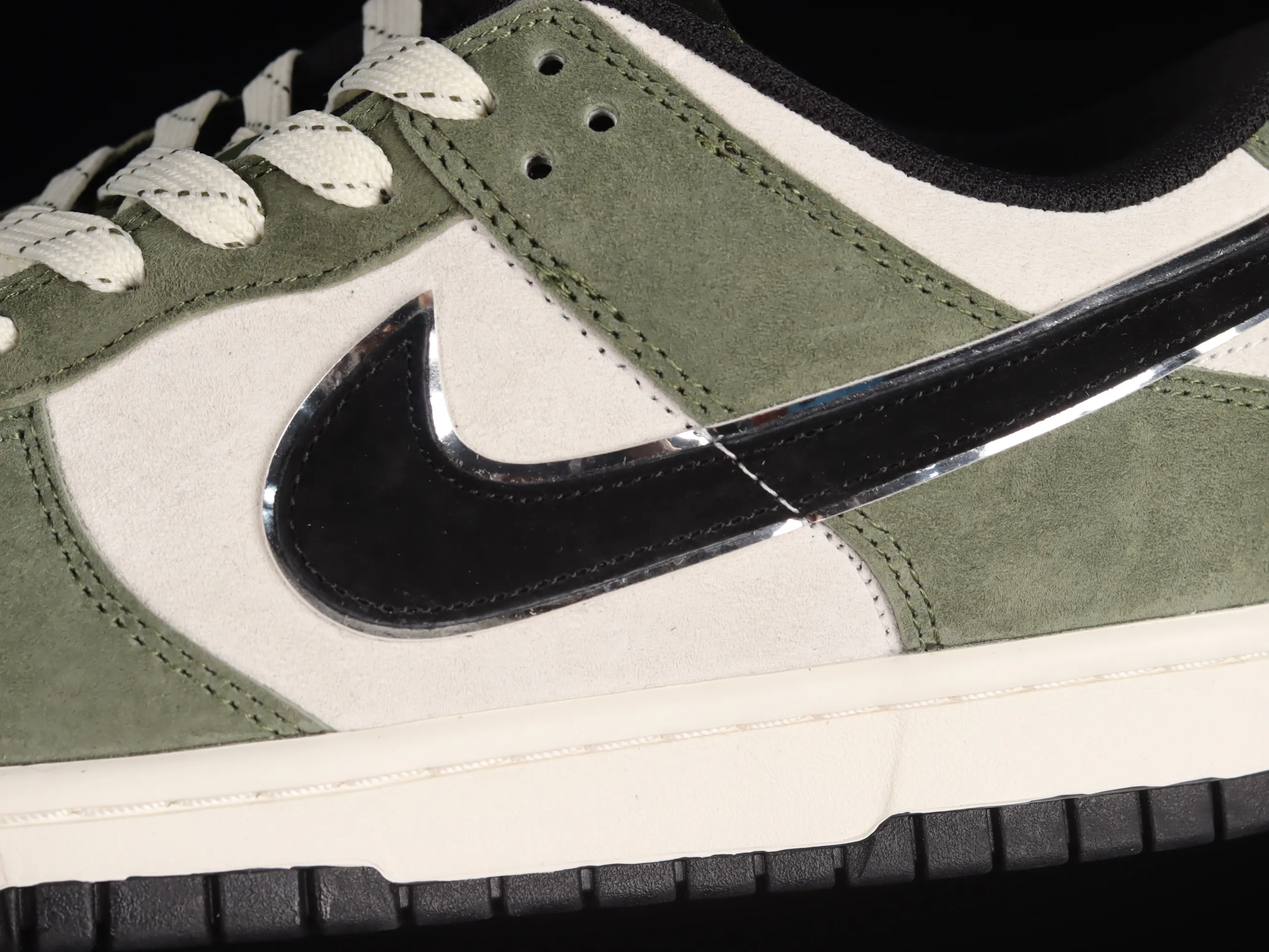 All Categories Nk SB Dunk Series Nk SB Dunk Low Low-top sneakers Otomo Katsuhiro x Nk SB Dunk Low "Steamboy OST" Creative customization collaboration Otomo Katsuhiro joint SB low-top sports and leisure sneakers FF0918-015
